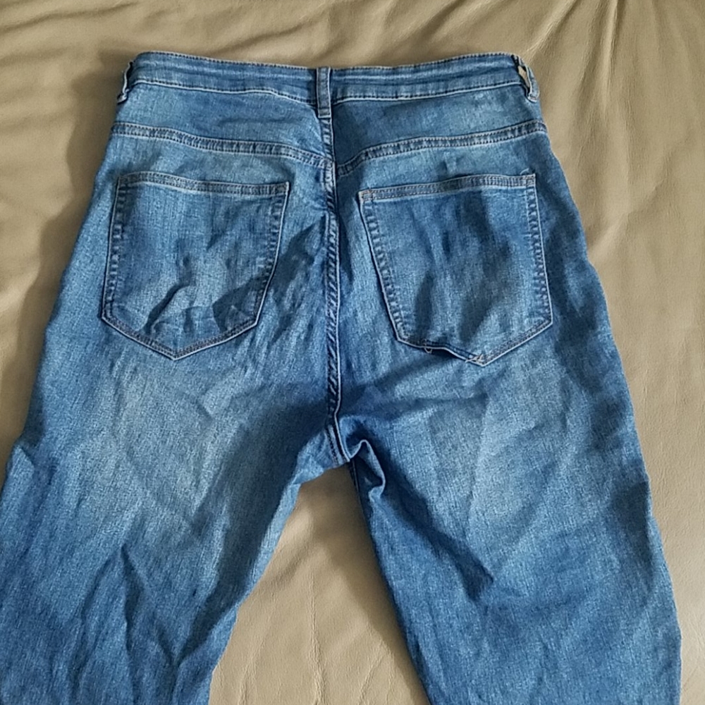 Jeans - Picture 3 of 4